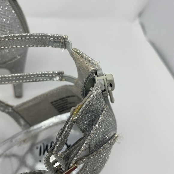Metallic Silver Strappy Stilletos - Size 9 - Picture 5 of 8